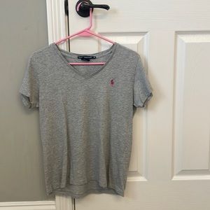 Ralph Lauren Women’s V-neck shirt. Gray Short Sleeve. Medium. EUC.